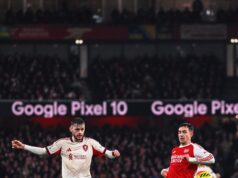 Arsenal no pudo ampliar ventaja sobre sus seguidores al empatar 0-0 con Liverpool