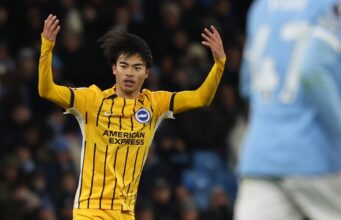 Manchester City y Aston Villa dejaron puntos valiosos y se alejan del líder Arsenal