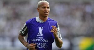 Brasileño Deyverson es el jale de LDU de Ecuador y será compañero de Jesús Pretell