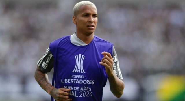 Brasileño Deyverson es el jale de LDU de Ecuador y será compañero de Jesús Pretell