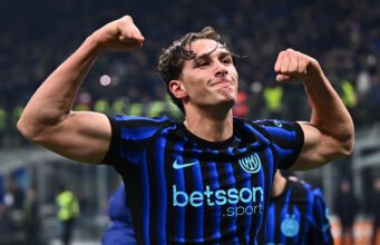 Inter de Milán le ganó al Lecce 1-0 y sacó seis puntos al Napóles que igualó con Parma 0-0