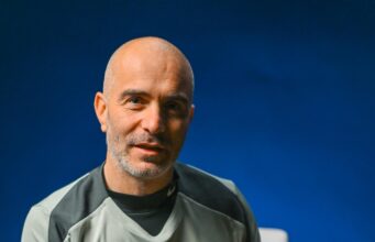 Chelsea cesó en su cargo de técnico al italiano Enzo Maresca tras el empate con Bournemouth 2-2