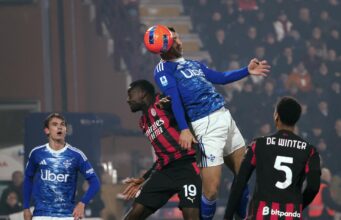 AC Milán venció a Como 3-1 y sigue de escolta del líder Inter en el Calcio