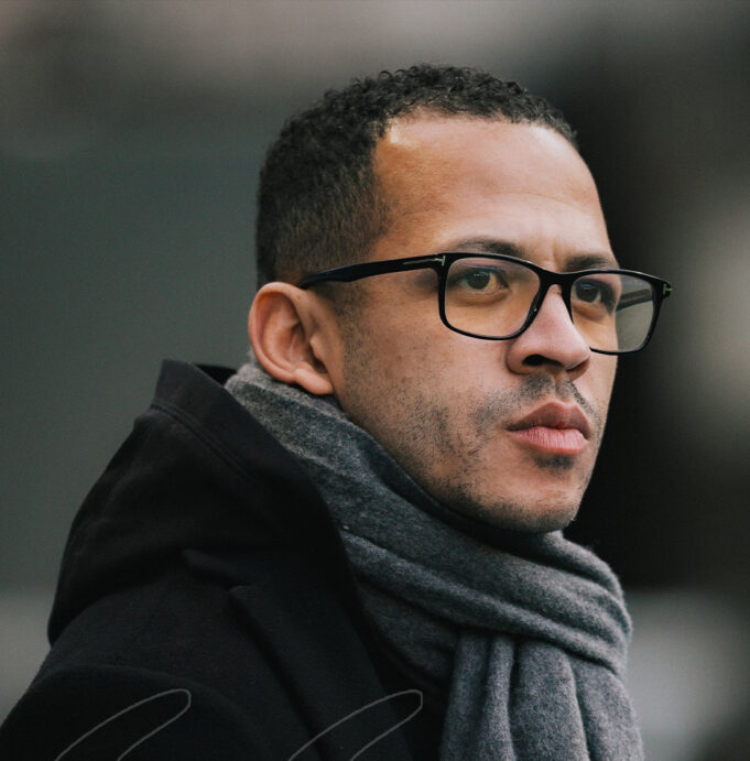 Chelsea eligió a un desconocido inglés Liam Rosenior como nuevo entrenador