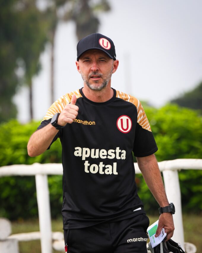 Javier Rabanal no descarta que venga un nuevo refuerzo extranjero a Universitario