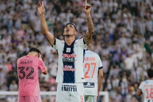 Alianza Lima goleó a Inter Miami de Messi 3-0 en la «Tarde Blanquiazul» con 2 de Guerrero y 1 de Ramos