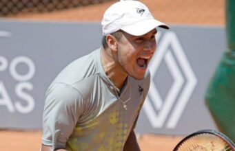 Gonzalo Bueno clasificó a los cuartos de final del Itajai 2 Challenger de Brasil