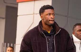 Sekou Gassama llegó a Lima esta mañana para incorporarse a Universitario