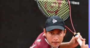 Gonzalo Bueno avanzó a segunda ronda del Australian Open 2026 al superar a georgiano Basilashvili