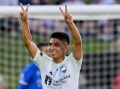 Piero Quispe anotó su primer gol con el Sydney FC en la goleada al Macarthur 3-0 por la Liga de Australia