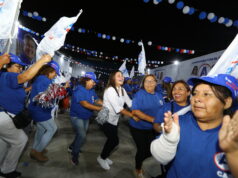 Roxana Ari inaugura local de campaña más grande de Lima Norte con APP.