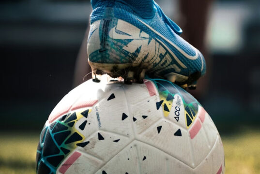 Traspasos y movimientos en el mercado antes del cierre de la temporada de la Liga 1