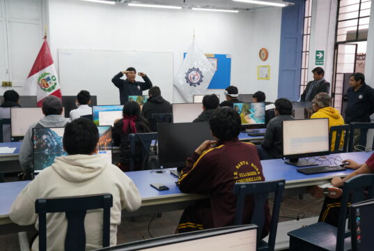 Más de 30 mil estudiantes de colegios y CETPRO acceden a internet gratuito