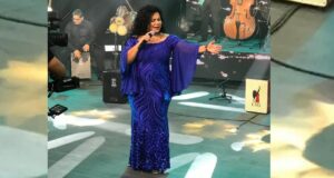 Eva Ayllón vuelve a los escenarios con “Bolero #3”, su nuevo concierto íntimo en Lima