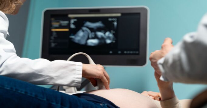 Más allá de la ecografía: cinco evaluaciones prenatales clave que influyen en la salud del bebé a largo plazo