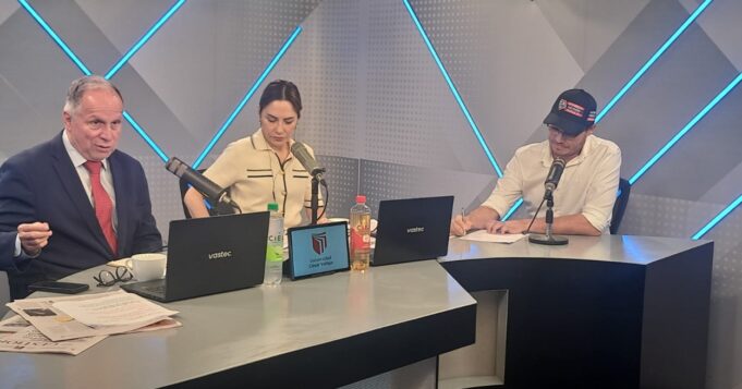 George Forsyth: «Qué Jerí se quede o se vaya da lo mismo»