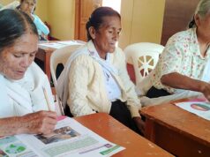 Midis ofrecerá clases de alfabetización gratuitas para adultos mayores en 4 Tambos de la región San Martín desde febrero próximo