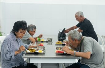 Comedor reabre sus puertas para atender a personas vulnerables