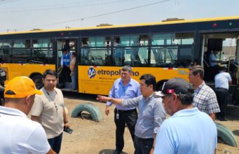 El metropolitano llegó a Ancón e hizo su recorrido piloto hasta la playa las Conchitas
