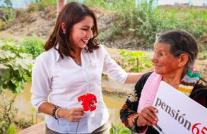 Midis informa que más de 53 000 usuarios de zonas alejadas inician cobro de Pensión 65 con “carritos y avioncitos pagadores”