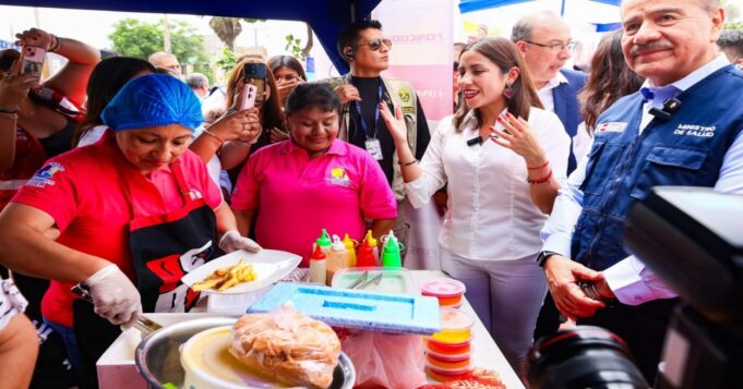Midis fortalece emprendimientos de mujeres del Callao con entrega de equipos por más de S/ 100 mil