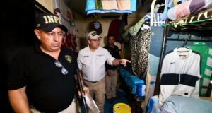 Ministro Martínez lidera nuevo operativo de requisa en el penal de Lurigancho