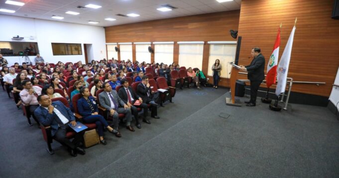 Operadores de justicia y especialistas analizan las oportunidades generadas con la creación de SUNIR