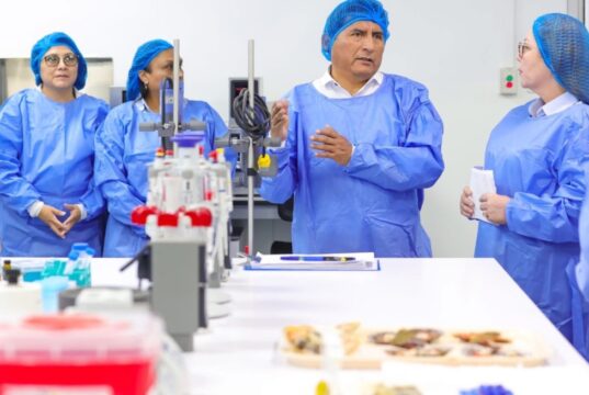 PRODUCE fortalece la cadena pesquera y acuícola con impulso tecnológico y control sanitario en el Callao