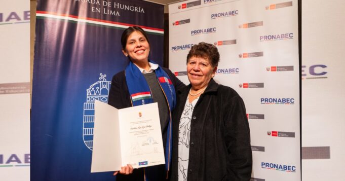 Hungría ofrece a peruanos 20 becas universitarias con todos los gastos pagados