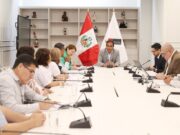 Ministro Óscar Fernández impulsa diálogo con sindicatos de EsSalud