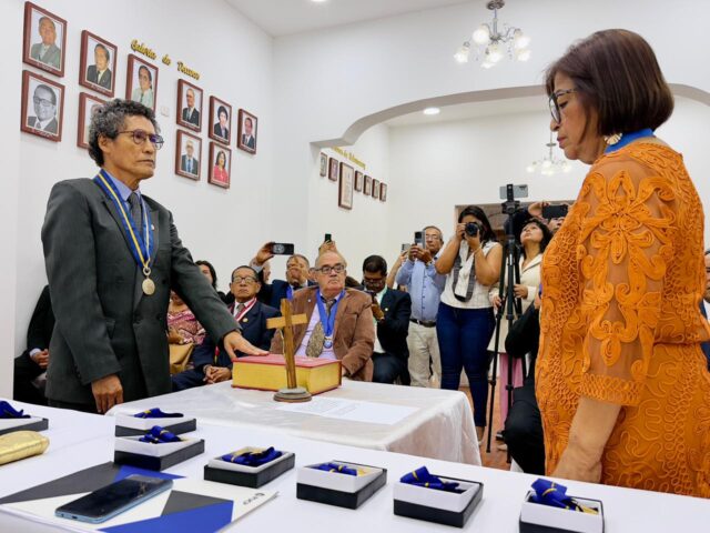 Larcery Díaz asume el Colegio de Periodistas de Lambayeque con énfasis en ética e IA