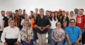 Carlos Álvarez celebró sus 62 años y presentó en primicia spot sobre su candidatura presidencial