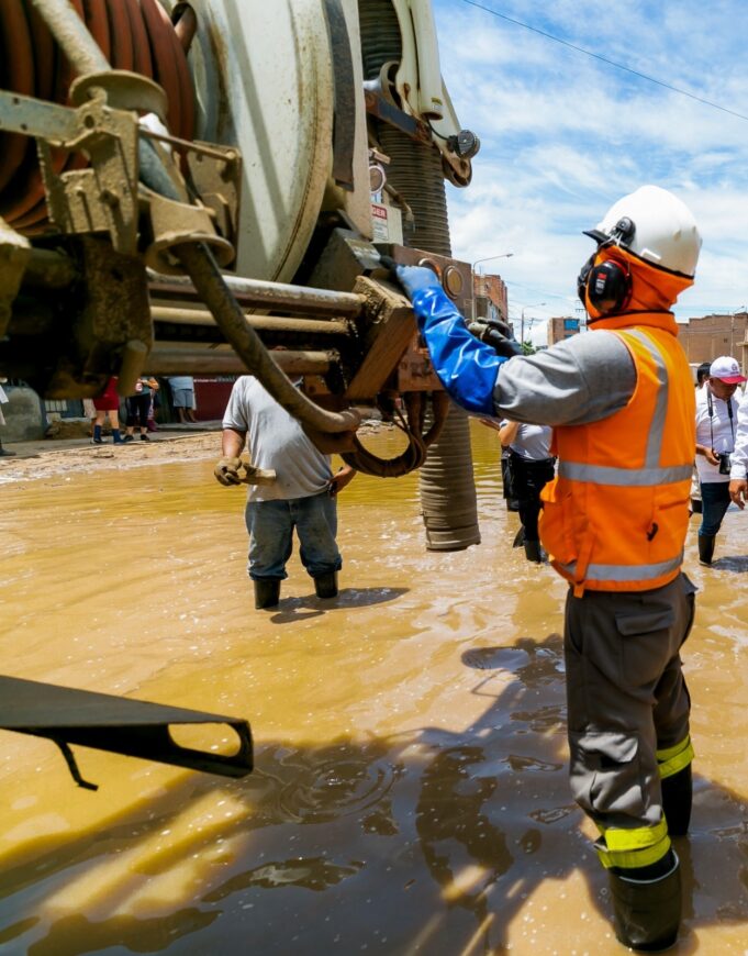 Fortalecer para reducir: recomendaciones para cuidar el agua potable y el alcantarillado ante lluvias intensas