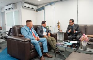 Federación de Estudiantes pide ante Sunedu celeridad en sus trámites de bachillerato y entrega de carné