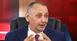 Minedu publica proyecto de reglamento para regular el uso pedagógico de celulares en los colegios