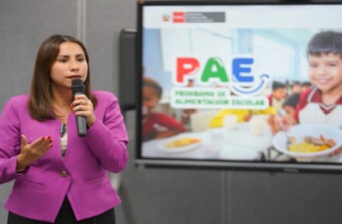 Algo huele mal en Programa de Alimentación Escolar. Señalan que convocatoria para el 2026 es un fracaso y piden renuncia de directora en exQaliwarma