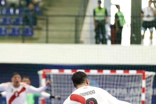 Selección Peruana de Futsal derrotó a Uruguay 2-1 y se clasificó a semifinales de la Copa América en Paraguay