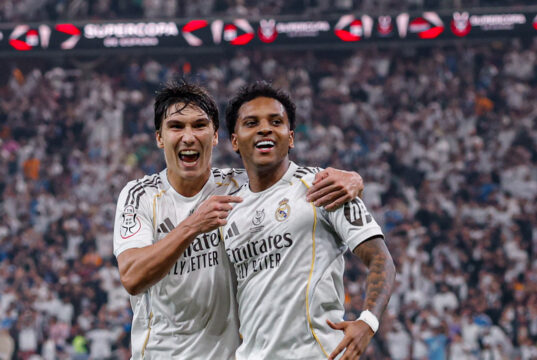 Real Madrid jugará la final de la Supercopa de España al vencer a Atlético de Madrid 2-1