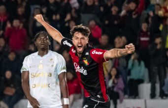 Melgar derrotó a Macará de Ecuador 2-1 en la «Tarde Rojinegra» realizada en Arequipa