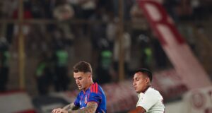 Universitario goleó a la Universidad de Chile por 3-0 con tantos de Pérez-Guedes, Valera y Rivera