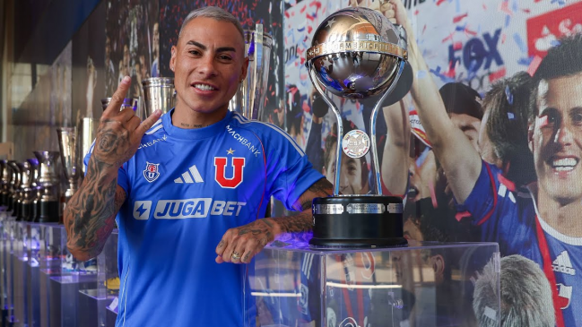 Eduardo Vargas flamante jale de la «U» de Chile estará el 24 de enero ante Universitario en la «Noche Crema»