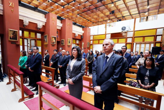 Nuevo Capellán del Poder Judicial hace llamado a la paz y a la unidad tras celebrar su primera misa en Palacio de Justicia