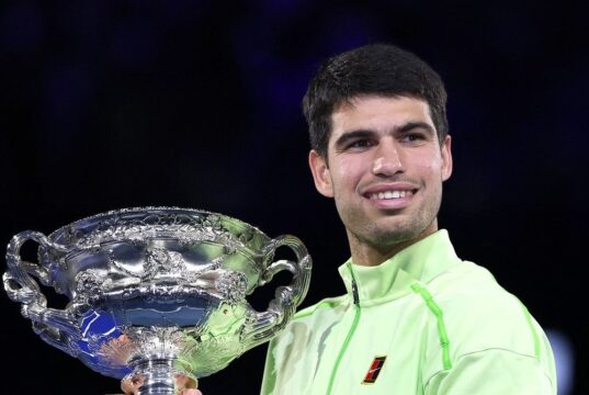 Carlos Alcaraz venció a Novak Djokovic 3-1 en la final y se coronó en el Abierto de Australia