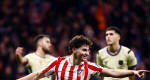 Paliza del Atlético de Madrid que goleó al Barcelona 4-0 de local en la ida de semifinales de la Copa del Rey