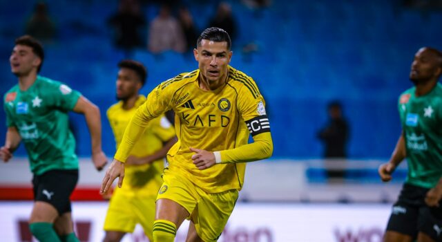 Cristiano Ronaldo invierte en el fútbol y adquiere el 25% del club Almería de España