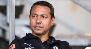 Nolberto Solano: “No estaba de acuerdo con cinco extranjeros, menos con siete”