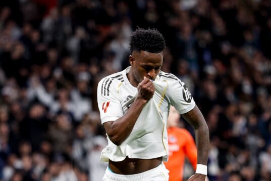 Real Madrid goleó a la Real Sociedad 4-1 y pasó a ser líder de la Liga de España