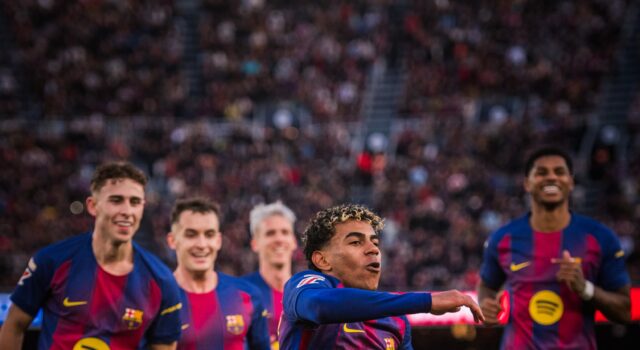 Barcelona venció al Real Mallorca 3-0 y sigue en la cima de la Liga de España