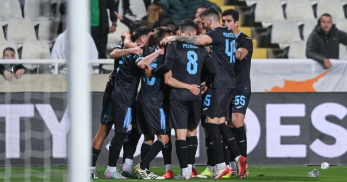 HNK Rijeka de Croacia con Alfonso Barco se clasificó a octavos de la Conference League