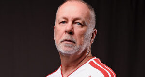 Jean Ferari: «Mano Menezes es el técnico idóneo para recuperar la identidad del fútbol peruano»